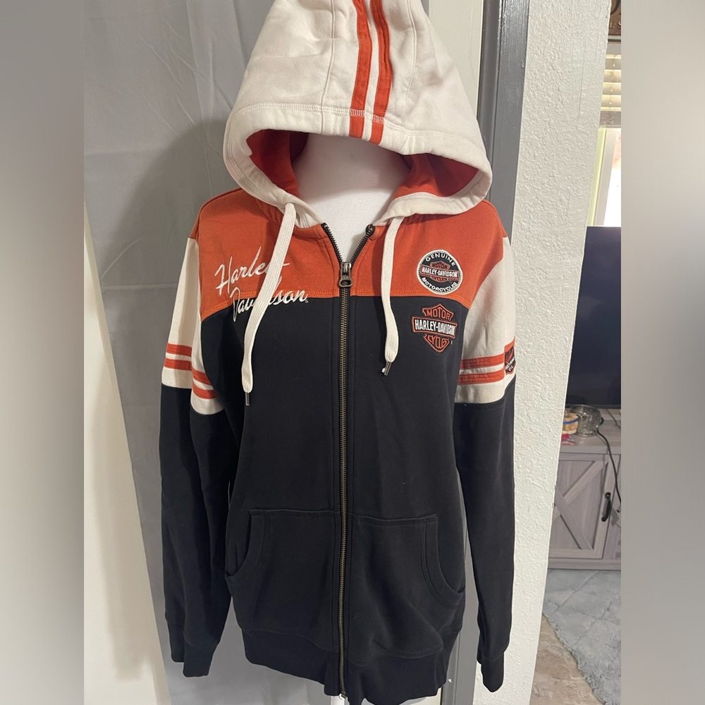 Women’s Harley Davidson sweatshirt